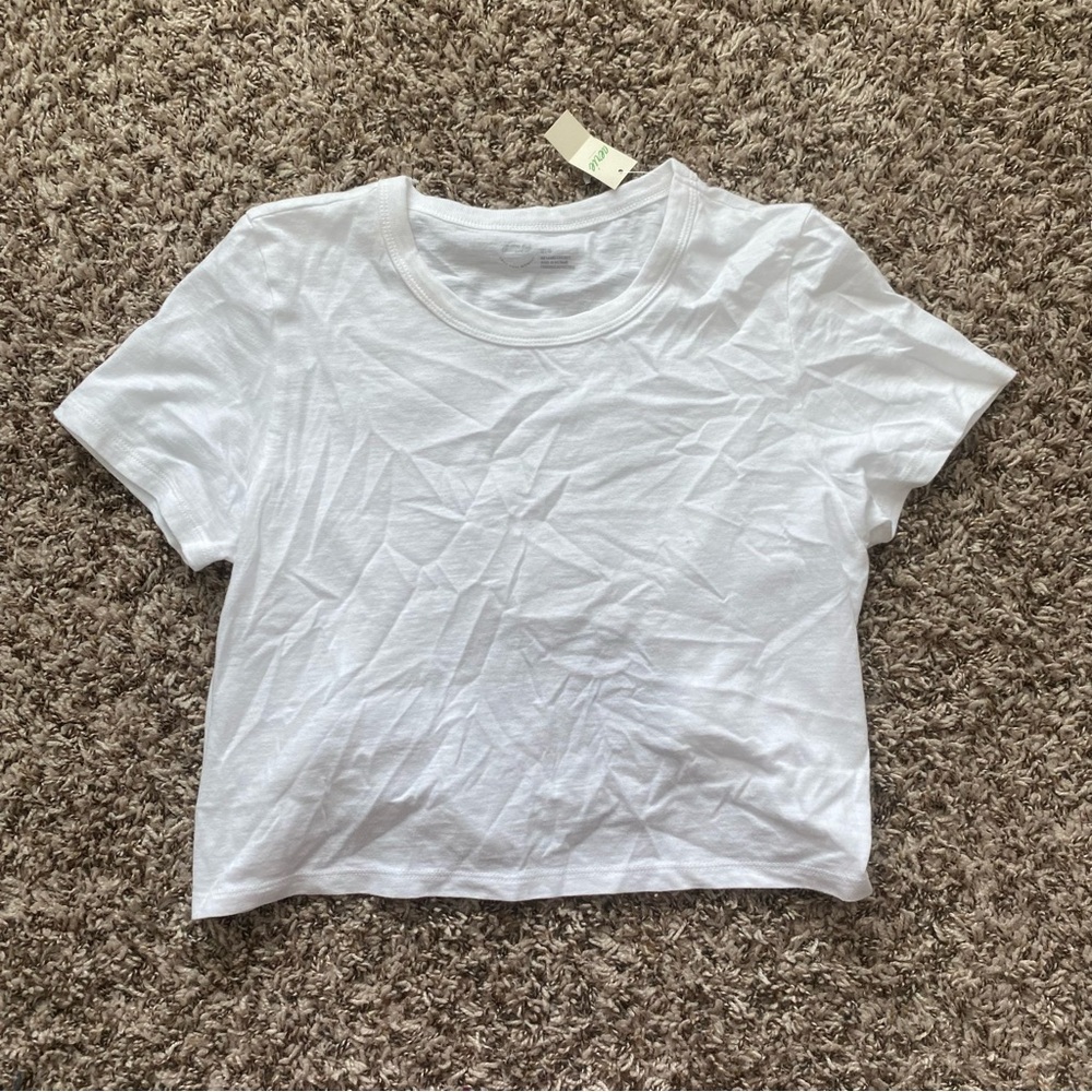 NWT Aerie tee